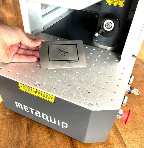 Pieza de trabajo de la máquina de grabado láser de fibra