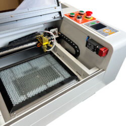 Máquina láser segura para una amplia gama de aplicaciones